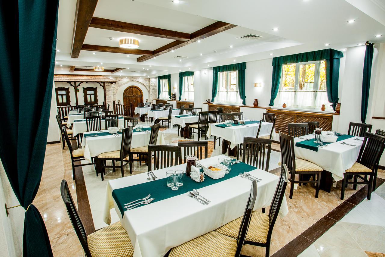 Hotel Institutul Muncii Kišiněv Exteriér fotografie