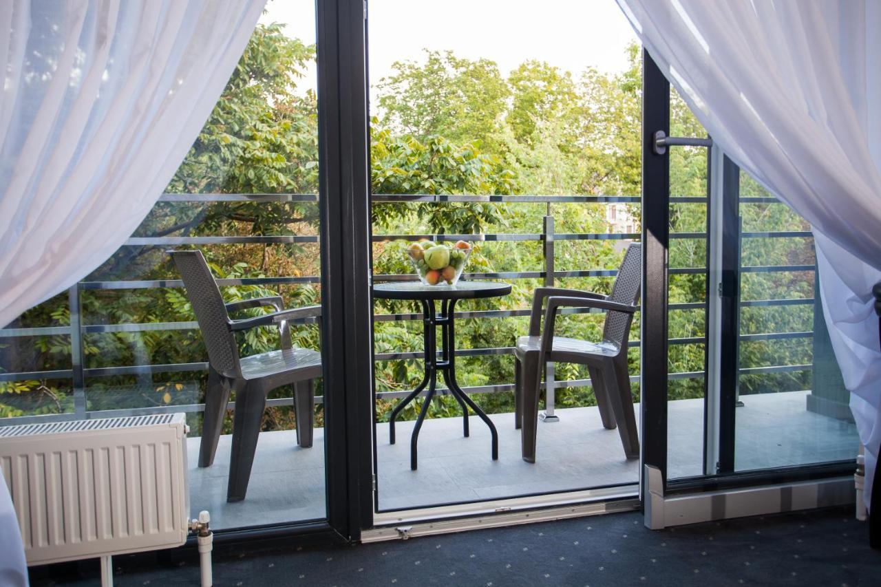 Hotel Institutul Muncii Kišiněv Exteriér fotografie