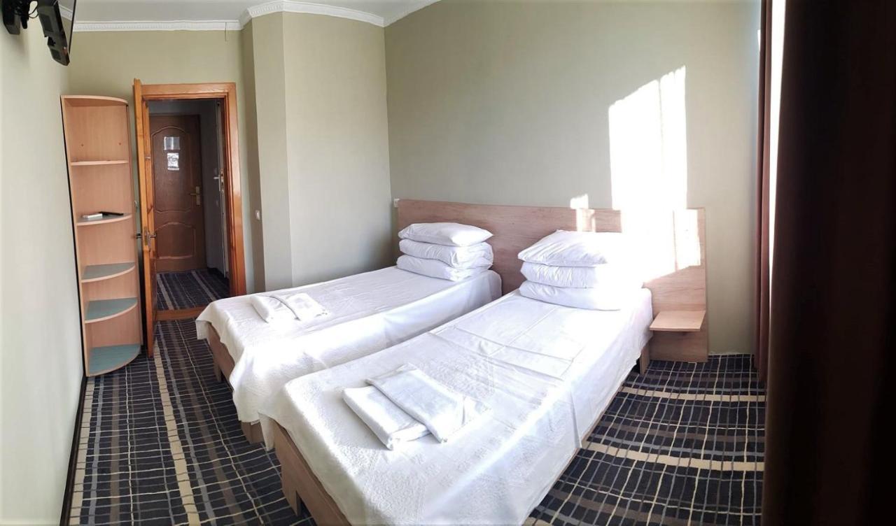 Hotel Institutul Muncii Kišiněv Exteriér fotografie